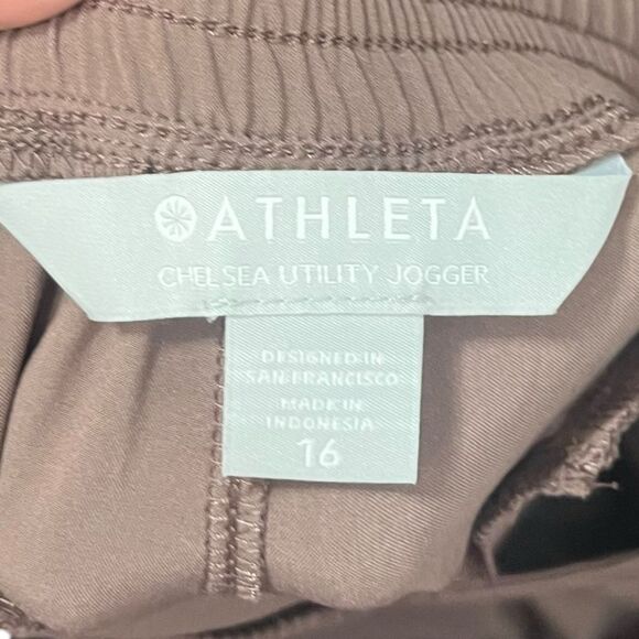 Athleta Chelsea Utility Jogger Pants Women’s Size 16 Brown Stretch Tapered Cargo - Picture 11 of 13